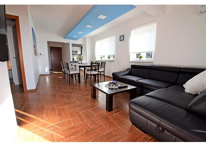 Apartment Dinko