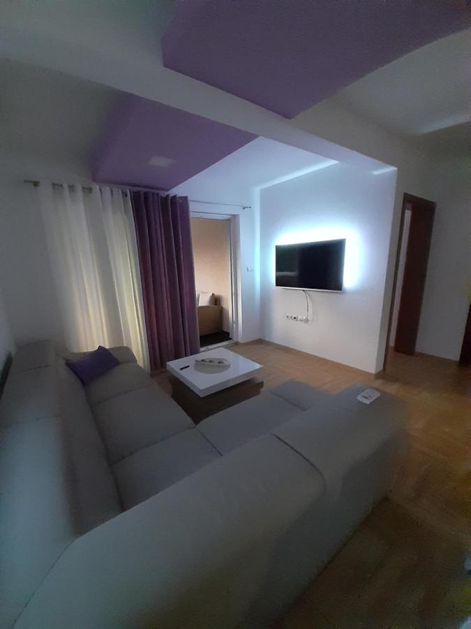 Apartment Dinko