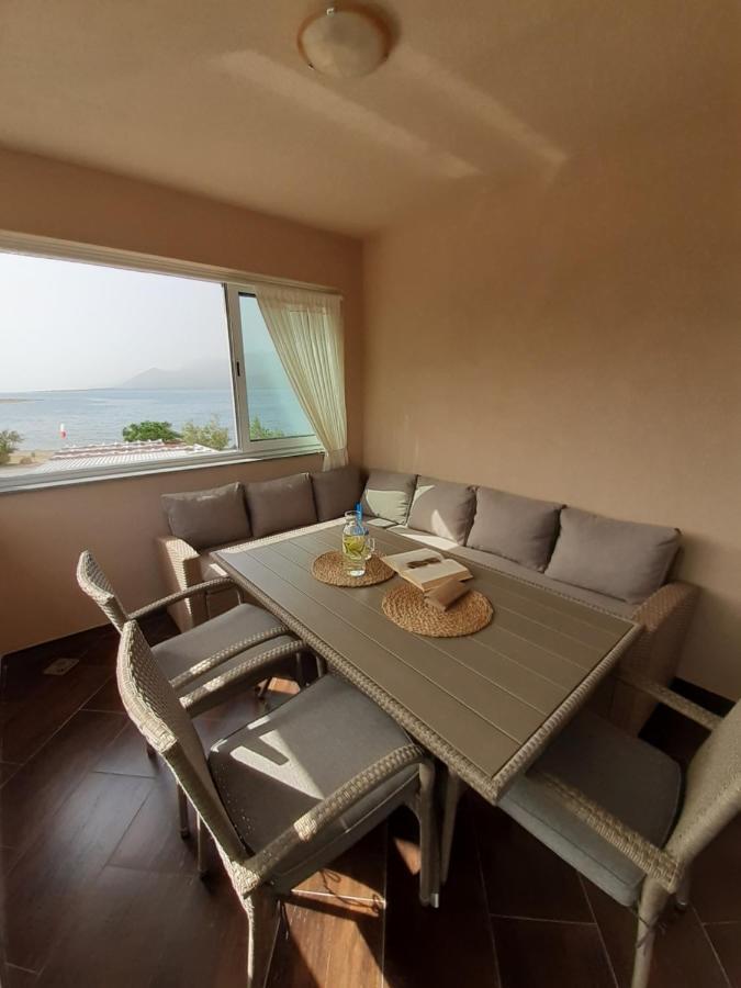 Dinko Apartment